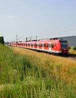 Eine S11 nach Bergisch Gladbach fahrend, besteht aus den Triebzgen 423 047-0 und dem 423 746.