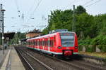 425 005-5 fährt als S1 nach Schönebeck-Bad Salzelmen in Wolmirstedt ein.