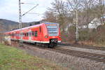 425 237-5 verlässt Neckargerach als S2 nach Mosbach (Baden)  am 2.1.2021