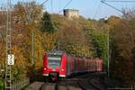 Heute vor einem Jahr (27. Oktober 2020) war 425 055 auf der RB 33 (Rhein-Niers-Bahn) unterwegs - hier in Aachen-Schanz.
Das Foto entstand vom Bahnsteig aus. 