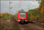 425 101/601 und ein Schwestertriebzug erreichen als RE8  Rhein-ERFT-Express , Mnchengladbach Hbf - Koblenz Hbf, den Bahnhof Bonn-Oberkassel.