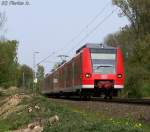 425 069/569 kommt als RB33 (11075) in Richtung Aachen am Km 44.6 vorbei. 27.04.2010