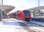 Der Ruhr-Sieg-Express (RE16) befahren von 426 516(016) und dem 425 071(dahinter). Beide stehn zu der Zeit in Bochum Hbf und warten auf die Weiterfahrt nach Siegen Hbf. 29.01.2006