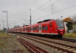 Rheydt Hbf am Samstag den 24.11.2012, eine RE8 fhrt nach Koblenz aus.