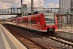 Am Samstagnachmittag steht der 425 117-9 im Bahnhof Sinsheim als S5 nach Heidelberg Hbf.13.4.2013