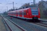 Nachschuß auf den 425 618-6 nach Mannheim Friedrichsfeld beim Verlassen des Bahnhofs Guntersblum in Richtung Worms.