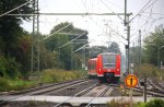 Die Rhein Niers Bahn (RB33) aus Aachen-Hbf bei der Einfahrt in den Bahnhof Lindern, wo der Zug geteilt wird.