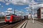 Einfahrt am 24.05.2014 von 425 226-8 und 425 708-5  Eberbach am Neckar  als S2 nach Kaiserslautern Hbf in Ludwigshafen (Rhein) Mitte.