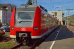 425 515-4 steht auch streikbedingt auf Gleis 12 in Neckarelz.....und wartet auf das Streikende. 18.10.2014