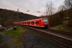 Nachschuß auf den 425 726-7 der am Zugschluß einer S2 Neckargerach nach Zwingenberg verlässt. 25.12.2015