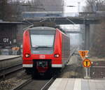 Ein Nachschuss von der Rhein Niers Bahn (RB33) aus Aachen-Hbf-Duisburg-Hbf und aus Richtung Aachen-Hbf,Aachen-Schanz,Aachen-West,Laurensberg,Richterich,Kohlscheid,Herzogenrath und hält in