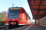 Hier 426 013 als RB 11 nach Kornwestheim in Untertürkheim.