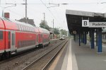 Hier die Ausfahrt eines RE1 nach Aachen am 9.6.13 aus Paderborn whrend dahinter bereits ein Eurobahn Flirt einfhrt.