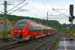 Hamsterbacken auf der Siegstrecke - 442 257 und 442 263 (Zwei gekuppelte 4-teilige Talent 2) fahren am 29.06.2012 als RE 9 (rsx - Rhein-Sieg-Express) Aachen - Kln - Siegen in den Bahnhof Betzdorf (Sieg) ein.