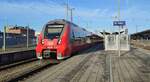 Aus München-Pasing fährt eine Doppeltraktion Baureihe 2442 der Werdenfelsbahn als RB6/RB66 (59428/59648) nach München Hbf.
Aufgenommen am 15.02.2024 um 09:04 Uhr.