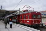 Der  Rote Heuler  am 13.12.09 im Bahnhof Sinsheim anlsslich des Starts der S-Bahn Linie 5 zwischen Heidelberg und Eppingen.