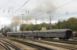 Gut ausgebucht war der aus vier  Eurotrains -Wagen bestehende Sonderzug auf der um Augsburg herum fhrenden Rundfahrt mit 41 018. (25.10.09)