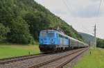 1042 520 der Centralbahn zieht am 12.07.13 den Classic Courier durch Remschtz.