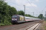 101 141-0  Bahnazubis gegen Hass&Gewalt  + 101 070-1  Adler Mannheim  mit einem Ersatz Intercity von Kln nach Berlin, bei der Durchfahrt durch Dsseldorf Oberbilk, am 25.06.2010