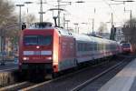 101 112-1 mit IC 2412 nach Hamburg-Altona in Recklinghausen 1.4.2013