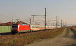 DB 101 024-8 mit dem IC 2252 von Leipzig Hbf nach Wiesbaden Hbf, am 11.10.2015 in Erfurt Azmannsdorf.