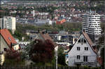 Im Stuttgarter Nesenbachtal -

Blick vom Kriegsberg auf Stuttgart und einen in den Hauptbahnhof einfahrenden IC-Zug.

10.04.2017 (M)




