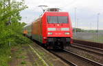 101 139-4 DB kommt als Umleiter mit einem IC aus Duisburg nach Köln und kommt aus Richtung Duisburg-Hochfeld-Süd und fährt durch Duisburg-Rheinhausen-Ost in Richtung