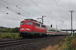 Mit einem IC-Leerzug (Basel Bad Bf - München Hbf) fuhr am 14.09.2017 die 115 293-3 nördlich von Müllheim (Baden) durchs Rheintal in Richtung Offenburg. Aufgrund der Baustellenpanne in Rastatt fuhr die 115er mit ihren Zug über Offenburg, Donaueschingen und Tübingen nach München. Zwischen Doanueschingen und Tübingen wurde dem Zug eine 218er Vorgespannt, da die Strecke nicht elektrifiziert ist.