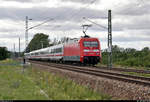 Nachschuss auf 101 042-0 als umgeleiteter IC 1954 (Linie 51) von Leipzig Hbf nach Köln Hbf, der beim Autobahnzubringer zwischen Zscherben und Angersdorf auf der Bahnstrecke Halle–Hann. Münden (KBS 590) fährt.
Grund für die Umleitung sind Gleiserneuerungen zwischen Weimar und Apolda vom 1.6. bis 6.9.2020.
[5.7.2020 | 16:10 Uhr]