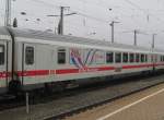 D-DB 61 80 84-94 016-1 Bpmbdz 294.0  250. Fahrzeug  am 18. Januar 2014 im Würzburger Hbf.