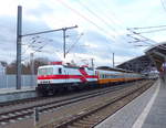 EBS 243 822-4 mit dem DPE 83278 nach Dresden Hbf, am 09.12.2018 in Erfurt Hbf.