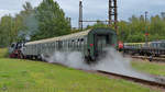 Die Dampflokomotive 50 3648-8 zog Ende September 2020 einen Sonderzug vom Gelände des sächsischen Eisenbahnmuseums in Chemnitz-Hilbersdorf.
