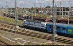 193 360-5  I am European  (Siemens Vectron) beim Rangieren mit dem  Connecting Europe Express  (CEE) in der Zugbildungsanlage (ZBA) Halle (Saale).