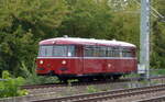 Berliner Eisenbahnfreunde e.V. (BEF) unterwegs mit ihrem  VT 95 9396  (NVR:  95 80 0795 396-0 D-BEF ) Schienenbus am 17.09.21 Berlin Blankenburg.