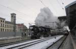 DB Museum 03 1010-2 mit dem RE 16270  Rodelblitz  nach Meiningen, am 25.01.2015 in Erfurt Hbf.