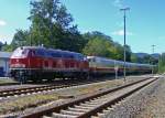 218 387-9  als Zuglok fr den historischen TEE-Rheingold am 30.08.2009 im Bahnhof Bad Laasphe, hier war an diesem Wochenende Bahnhofsfest.