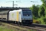 185 681-4 von PCT-Altmann ist mit einem Autotransportzug aus Cuxhaven auf dem Weg Richtung Celle unterwegs.