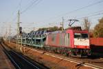 185 600-4 CROSSRAIL mit Ford Autozug am 13.10.2012 in Rathenow