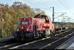 265 013-3 (Voith Gravita 15L BB) DB durchfährt mit einem Rungenwagen den Hp Magdeburg Herrenkrug auf der Bahnstrecke Berlin–Magdeburg (KBS 201) Richtung Magdeburg-Neustadt.
[19.11.2019 | 10:24 Uhr]