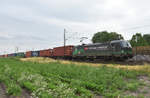 193 201-1 Vectron der SBB Cargo International mit Container, kommend aus Lüneburg.