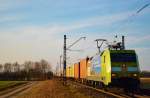 152 005-5 mit einem Containerzug in Eggolsheim am 22.03.2013