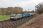 Am 19.April 2013 war MRCE/TXL 182 529 mit einem Containerzug bei Elze (KBS 350) auf dem Weg Richtung Nordseehfen.