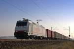 Hier die 185 579-0 von Maquire Rail/Crossrail am 08.03.2014 mit einem Containerzug nördlich von Müllheim (Baden) auf dem Weg an die Belgische Grenze.