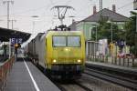 Crossrail 145-CL 031 am 30.07.2014 in Müllheim (Baden) mit einem Containerzug.