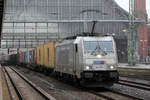 Metrans 386 006-1 durchfährt Bremen Hbf.