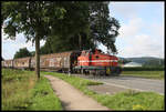 Henschel Lok VLO 2 überquert hier die Hauptstraße zwischen Bohmte und Wehrendorf und ist am 21.7.2017 unterwegs zum Bahnhof Bohmte.