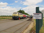 Railsystems RP 218 480-2 + 218 469-5 waren am 11.07.2016 im Tanklager Emleben, um leere Kesselwagen zurück nach Großkorbetha zu bringen.
