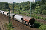 Es gehört schon Glück dazu die RWE Power-eigenen Wagen außerhalb des Netzes zu erwischen.
Ein solcher Wagen, dessen Gattung mir jedoch nicht bekannt ist, begegnete mir am 18. August 2009 im Bahnhof Köln West.
