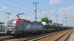PKP CARGO S.A. mit  EU46-502  [NVR-Nummer: 91 51 5370 014-0 PL-PKPC] und PKW-Transportzug Richtung Polen am 04.06.19 Bahnhof Golm bei Potsdam.