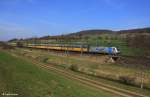 Railpool 185 676-4 Rurtalbahn Cargo (Bj. 2009, Bombardier) vor Ganzzug Autotransport ARS Altmann Richtung Göttingen, KBS 350 Hannover - Göttingen, fotografiert bei Hohnstedt am 18.03.2015